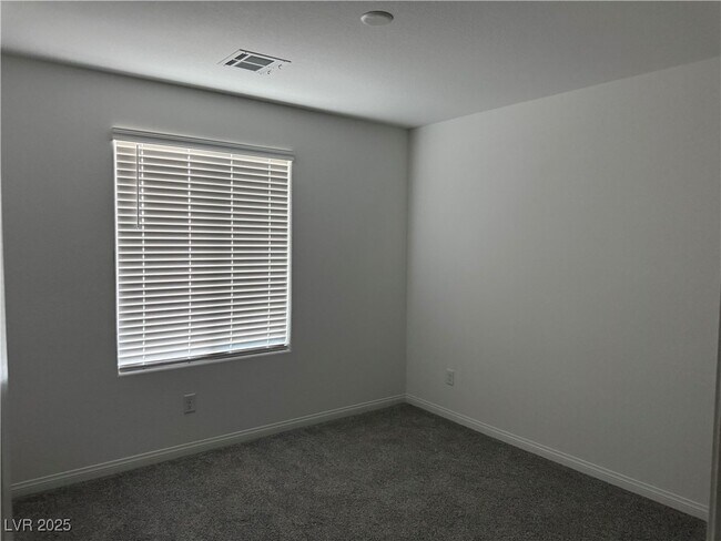 Building Photo - 10233 S Ullom Dr