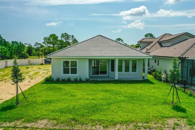 Building Photo - 3 Rio Vista Dr