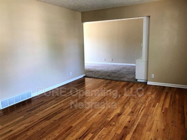 Building Photo - 3341 S 89th St