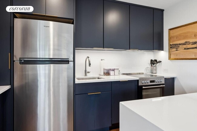 Building Photo - 13 Winthrop Rd