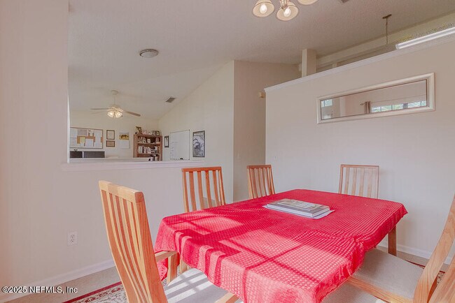 Building Photo - 4393 Pebble Brook Dr