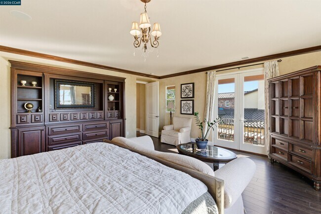 Building Photo - 1041 S Wedgewood Rd