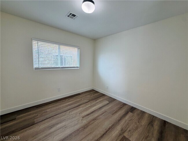 Building Photo - 8688 Mesquite Hills St