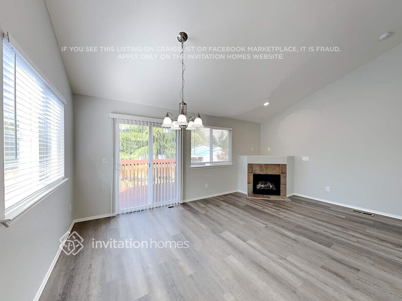 Building Photo - 1906 111th Dr SE