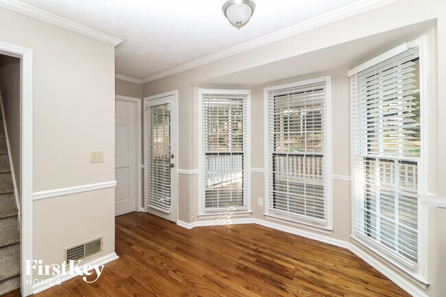 Building Photo - 205 Timber Oak Cove