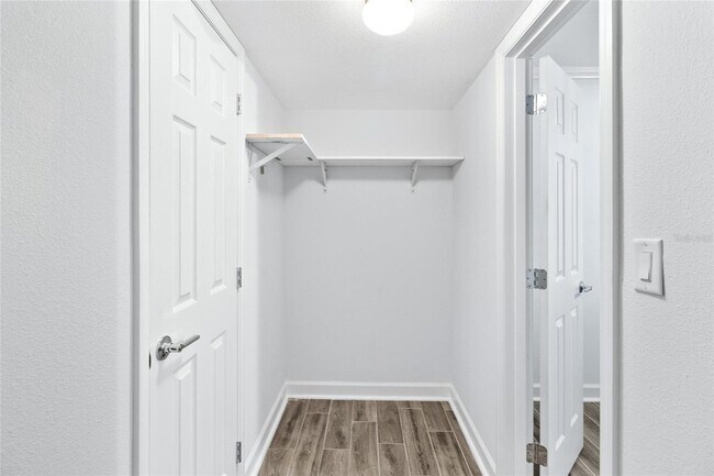 Building Photo - 505 Plaza Seville Ct
