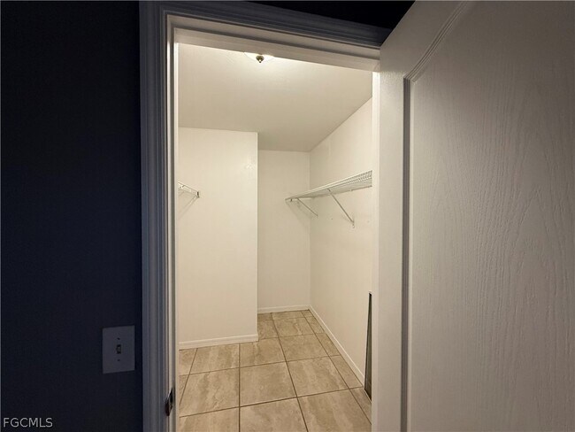 Building Photo - 3114 51st St W