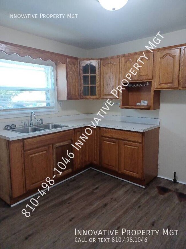 Building Photo - 2758 Brown St
