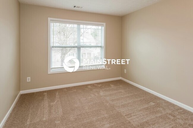 Building Photo - 4 Bedroom Pet-Friendly Home in Fairburn, GA with Main Street Renewal