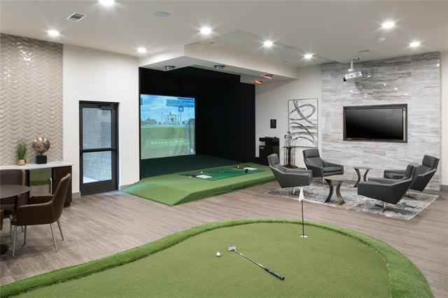 Building Photo - 5631 Belmont Ave