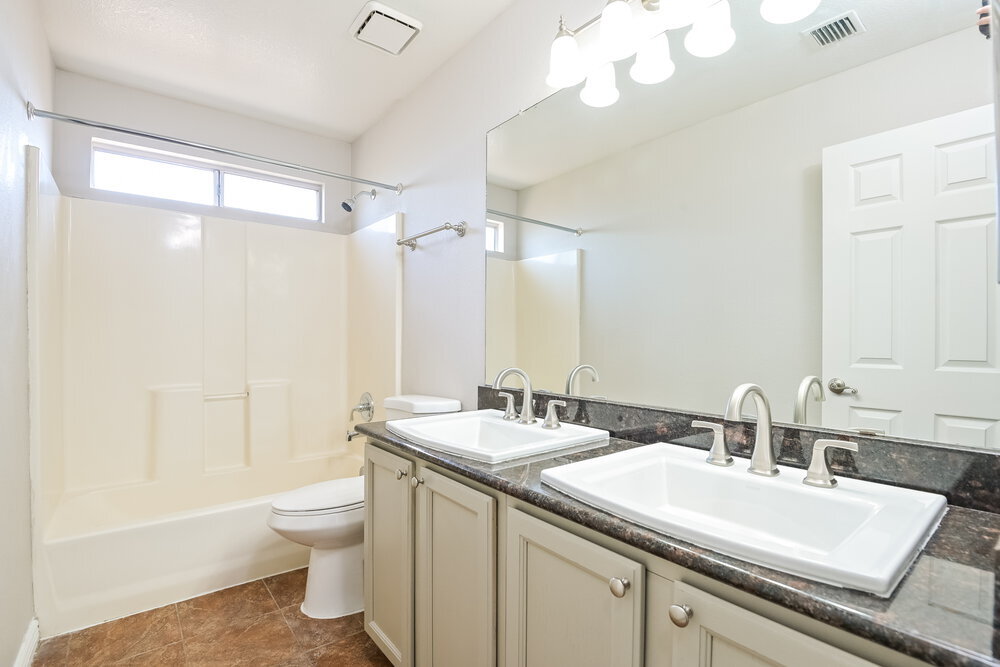 Building Photo - 2571 W Blaine Ct