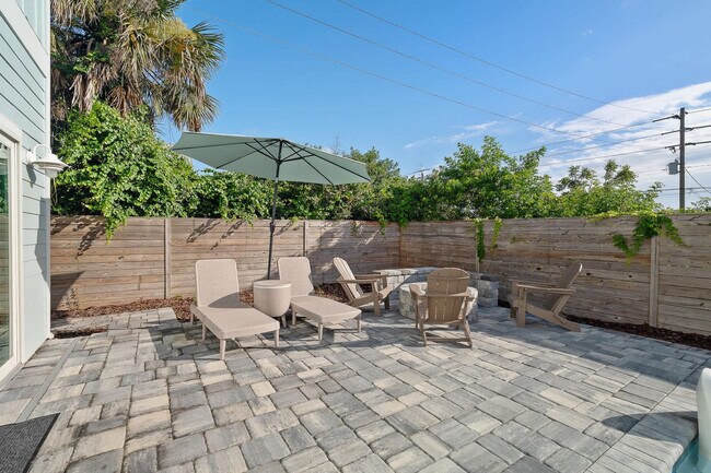 Building Photo - 6824 A1A S