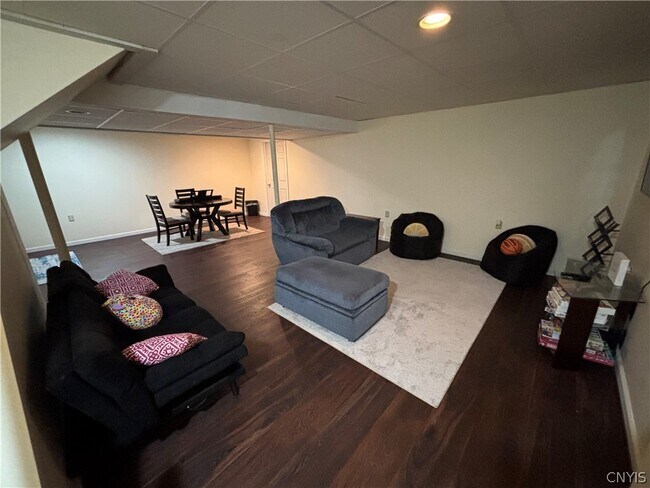 Building Photo - 6407 Tulipwood Ln