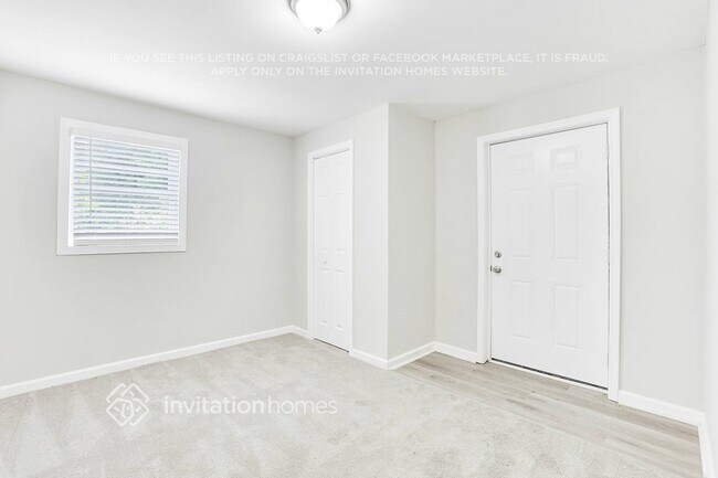 Building Photo - 2550 Greenwood Cir