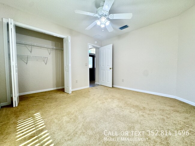 Building Photo - 487 Thistledown Way