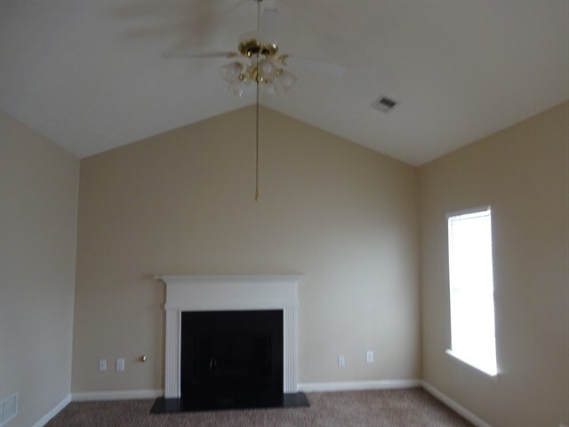 Building Photo - 3041 Lake Park Trl