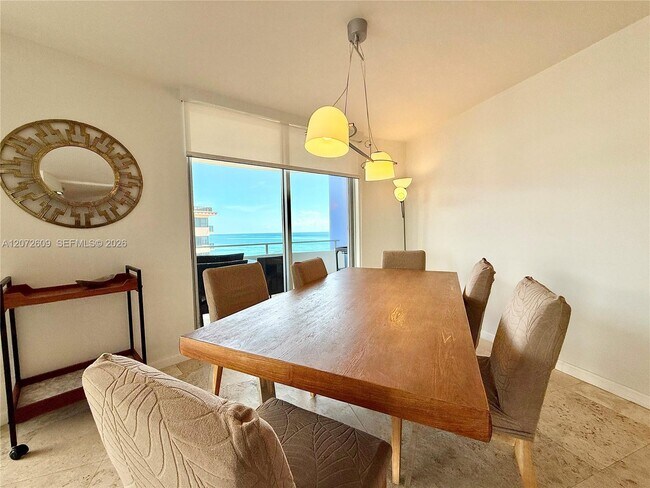 Building Photo - 5161 Collins Ave