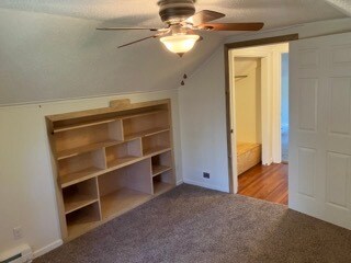 Building Photo - 202 N Spring St