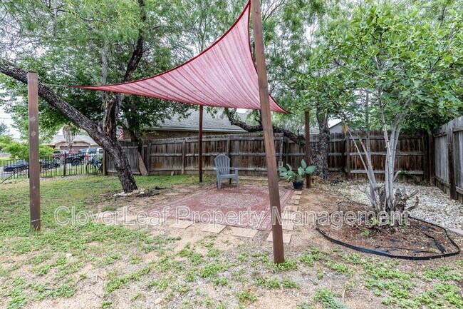Building Photo - 7410 Clear Point