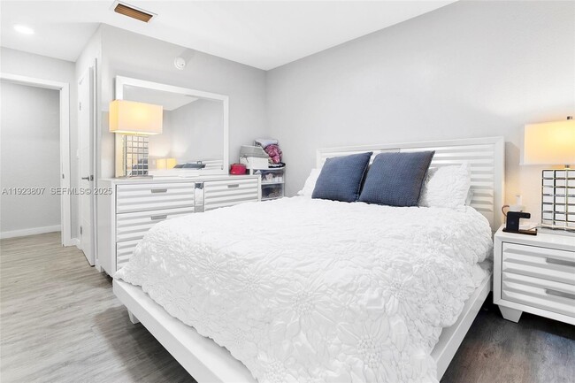 Building Photo - 25872 SW 139th Path