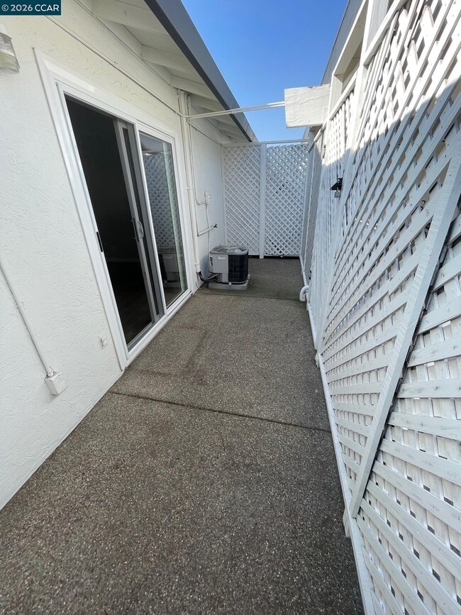 Building Photo - 4643 W Rishell Ct