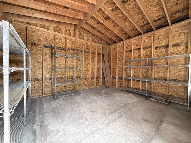 Building Photo - 9321 Sorbonne Dr