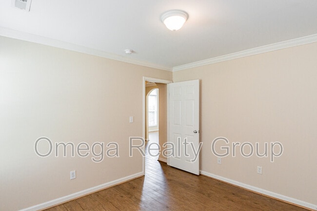 Building Photo - 177 Springdale Dr