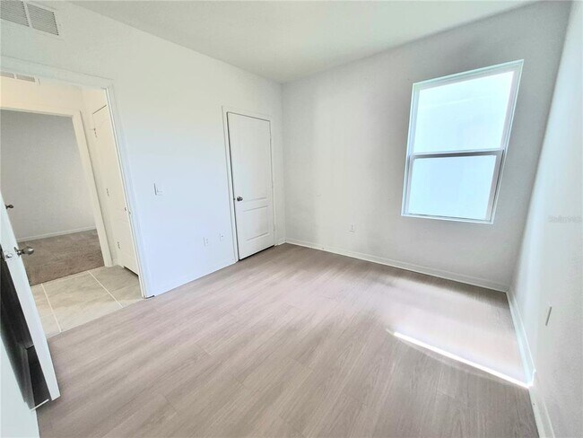 Building Photo - 2375 Brassie Ct