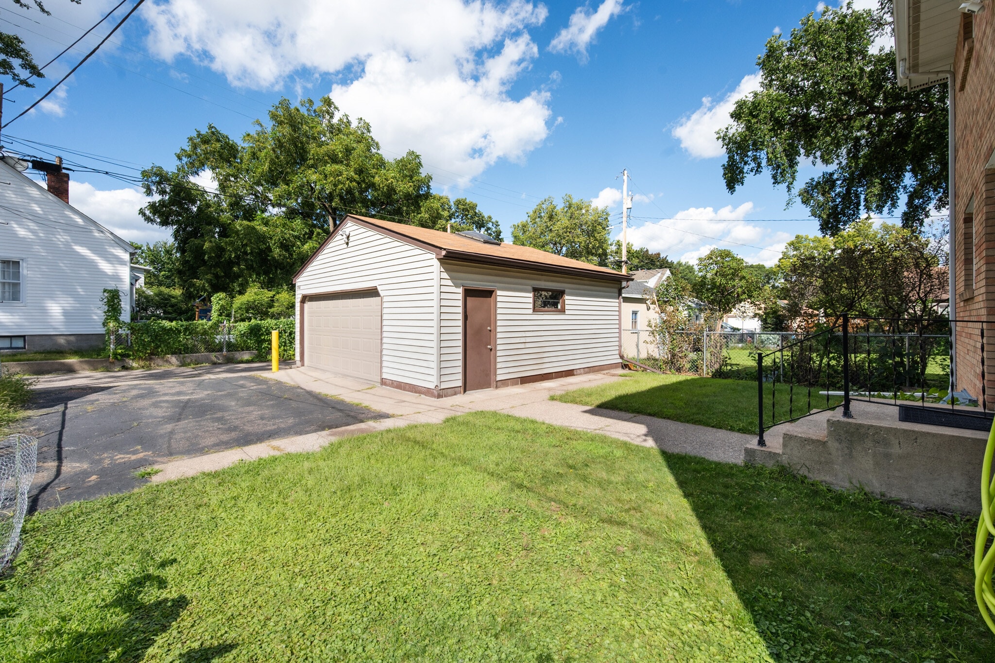 backyard - 1916 N 44th Ave