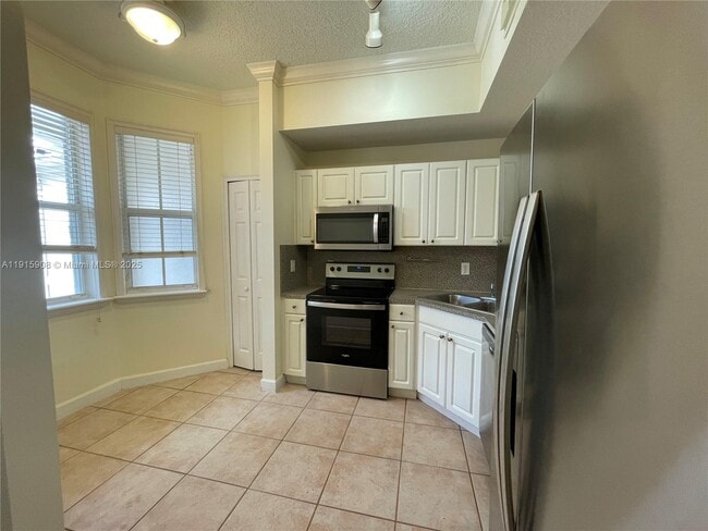 Building Photo - 10159 NW 43rd Terrace