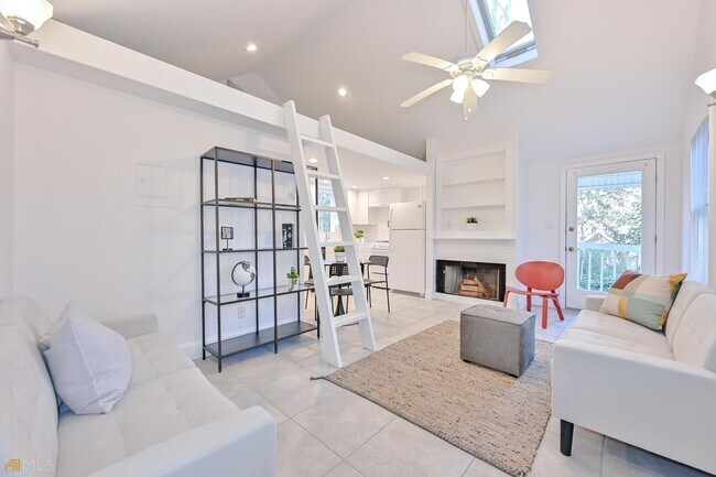 Building Photo - 1146 Oakdale Rd NE