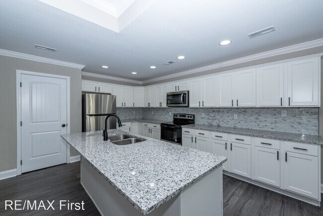 Building Photo - 3 br, 2 bath House - 2437 Old Niles Ferry Rd.