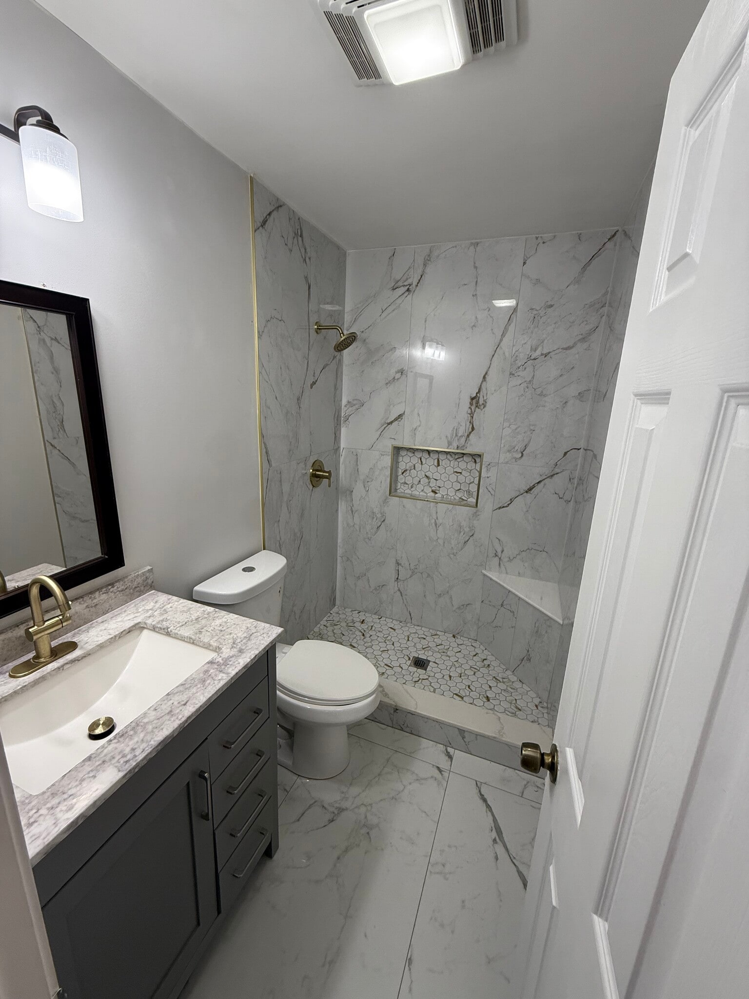 Building Photo - 3533 W Louisiana State Dr