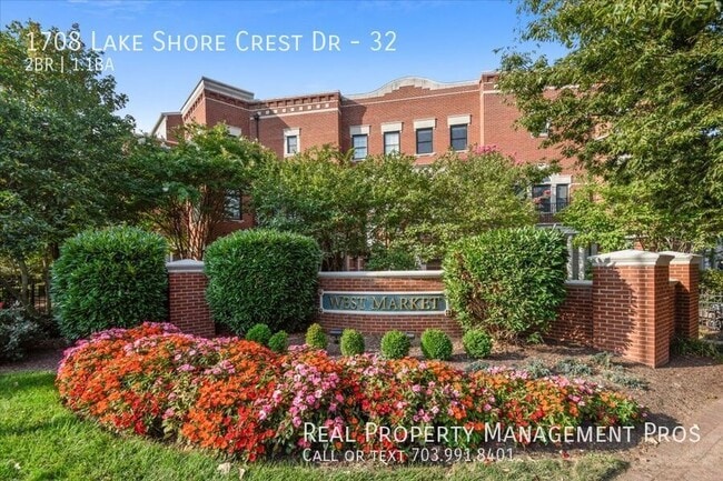 Building Photo - 1708 Lake Shore Crest Dr
