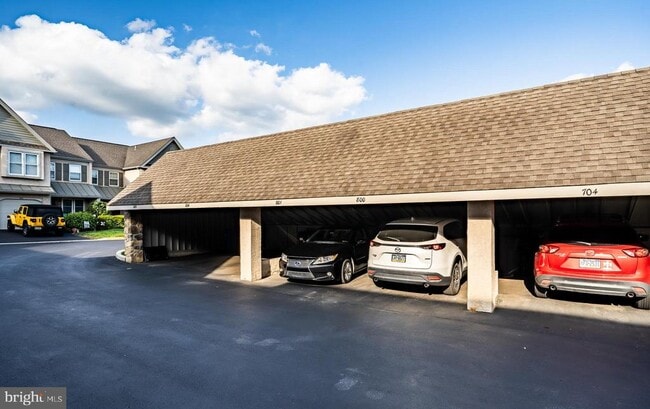 Building Photo - 801 Winchester Ct