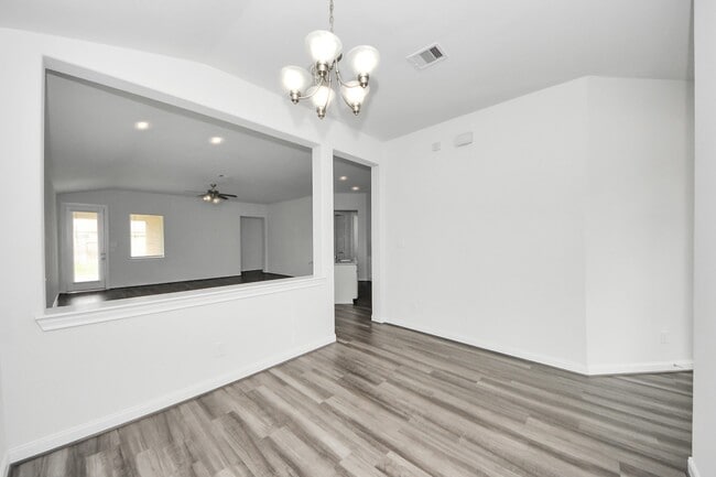 Building Photo - 8815 Arch Rock Dr