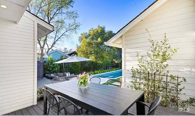 Building Photo - 230 Newcomb St