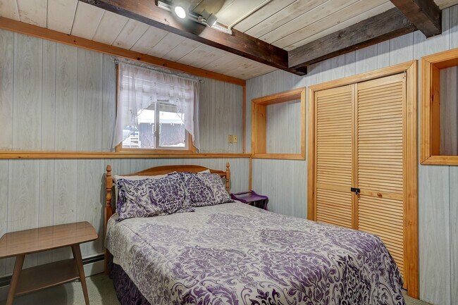 Building Photo - 56 Merrimeeting Rd