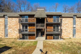 Building Photo - Oakside Apartments