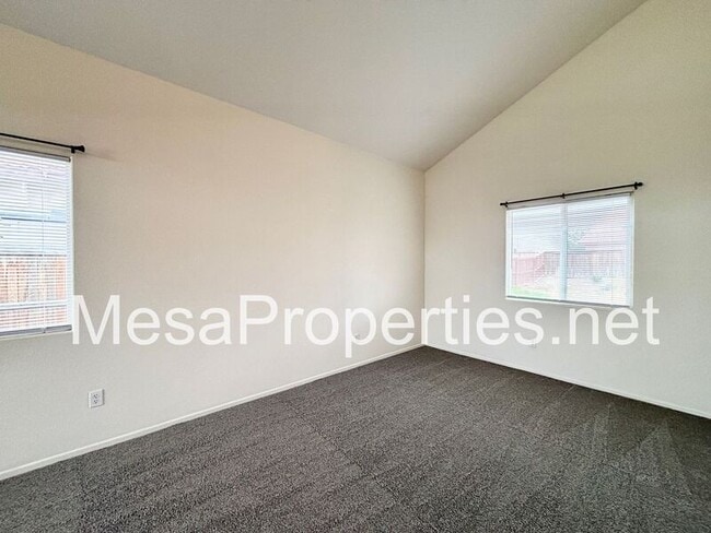 Building Photo - 14744 Delicious St