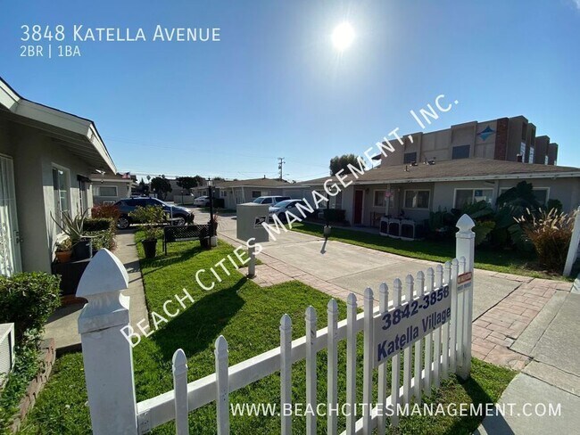 Building Photo - 3848 Katella Ave
