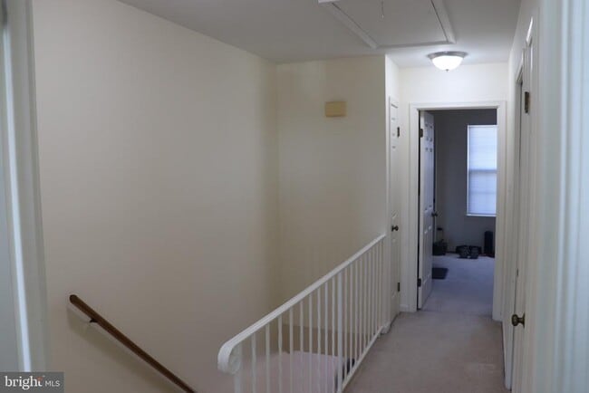 Building Photo - 942 S Rolfe St