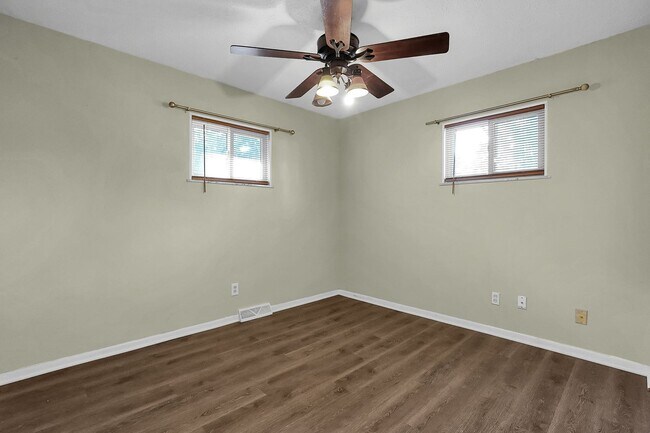 Building Photo - Affordable 3 Bedroom Home