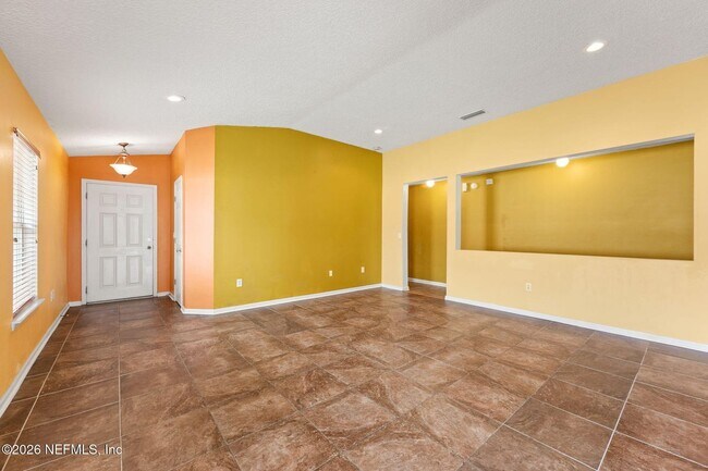 Building Photo - 11509 Brian Lakes Dr N