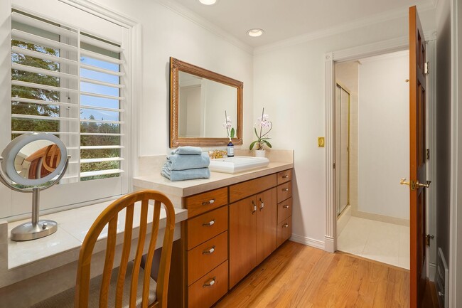 Building Photo - 4Bd/3Ba Medina House