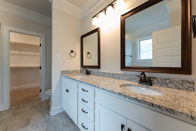 Building Photo - 163 Bowdock Dr.