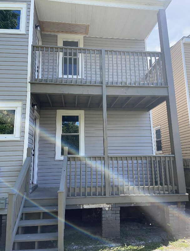 Building Photo - 242 W 29th St