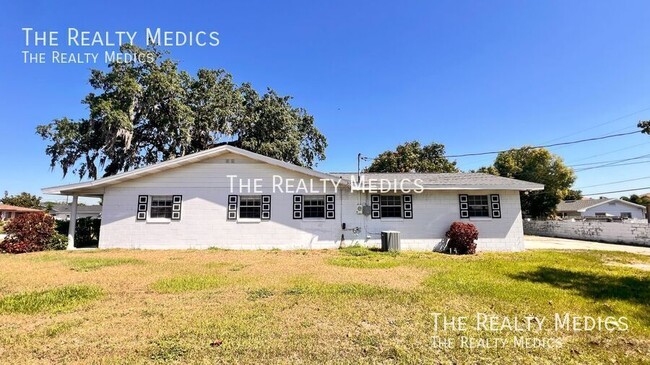Building Photo - 4709 Redfern Dr