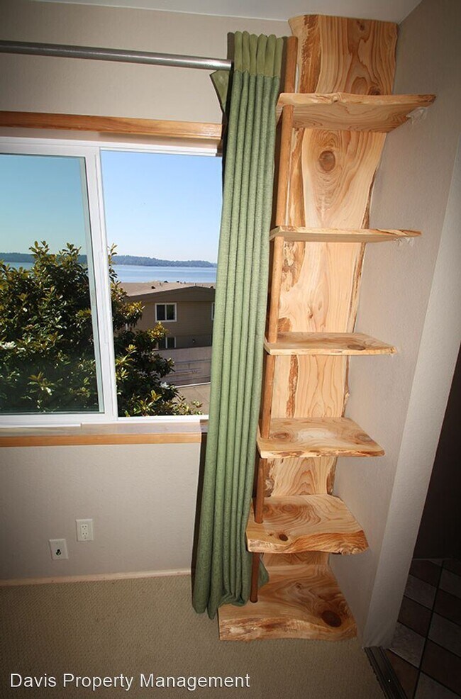 Building Photo - 1 br, 1 bath House - 10203 47th AVE SW, #B8