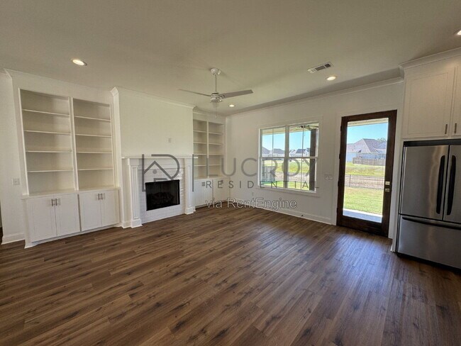 Building Photo - 203 Baleigh Dr